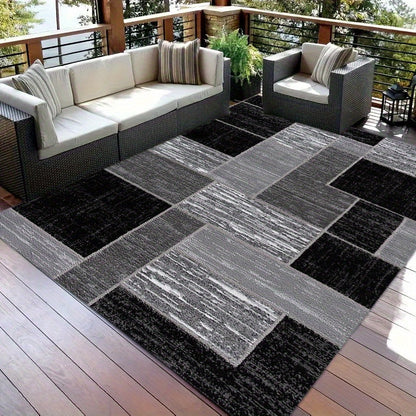 Alfombra de Exterior Coastal Grid | Tapete Moderno para Patio en Negro y Gris
