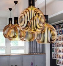 Lámpara colgante de madera artesanal | Diseño escandinavo natural