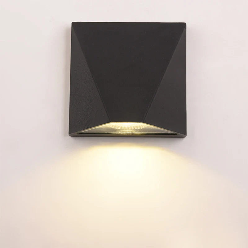 Lámpara de Pared LED Negra Moderna | Lámpara Exterior de Aluminio Impermeable 5W