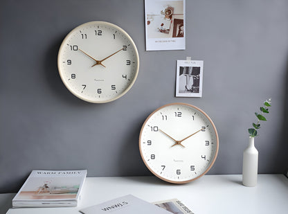 Reloj de Pared Nórdico | Diseño Minimalista con Marco de Madera