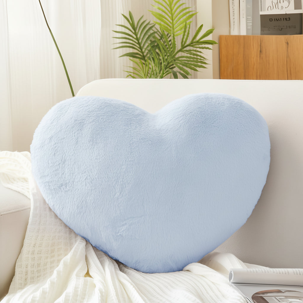 Cojín decorativo de sofá de felpa en forma de corazón