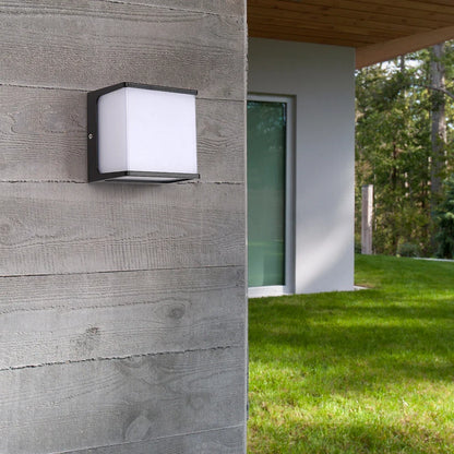 Luz de Pared Exterior AeroCube | LED Moderno e Impermeable
