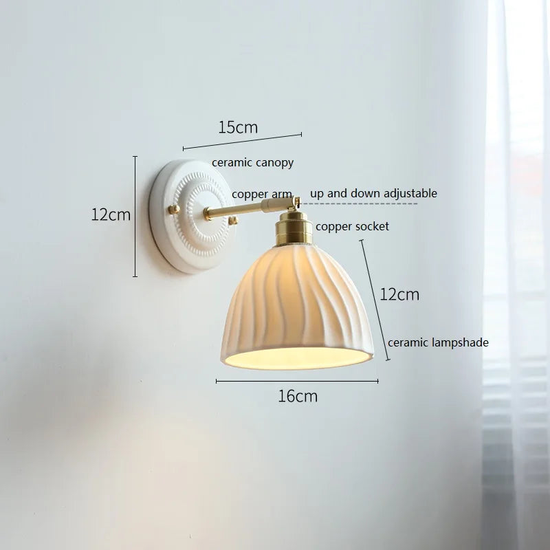Lámpara de Pared de Cerámica Nordic Cream | Elegancia Vintage para Hogares Modernos