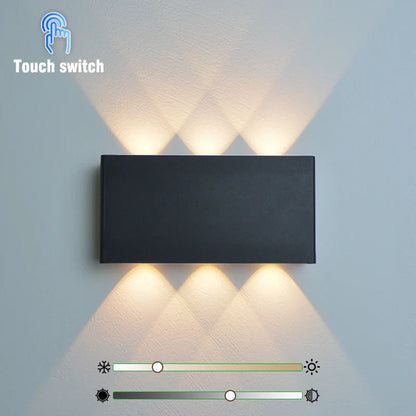 Lámpara de Pared Recargable LumiBlock | Diseño Minimalista con Textura de Madera