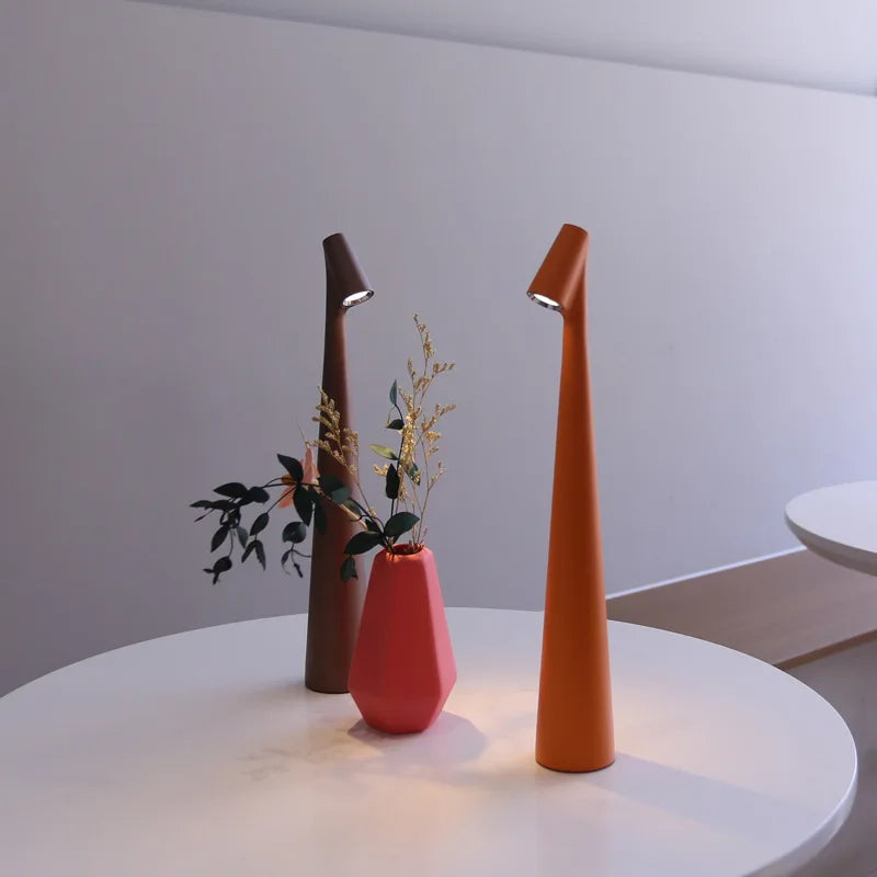 Glowora | Lámpara de mesa LED | Recargable y regulable táctilmente