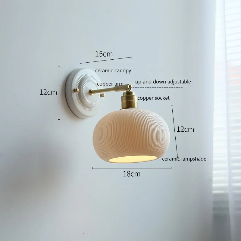 Lámpara de Pared de Cerámica Nordic Cream | Elegancia Vintage para Hogares Modernos