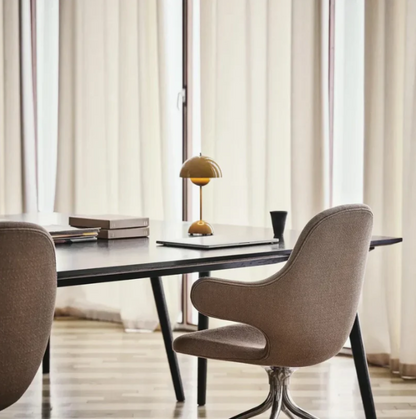 Lámpara de Mesa Modern Touch | Diseño Escandinavo