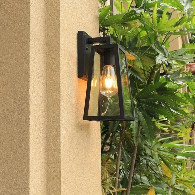 Lámpara de Pared Exterior Verona | Lámpara Farol Moderna Europea