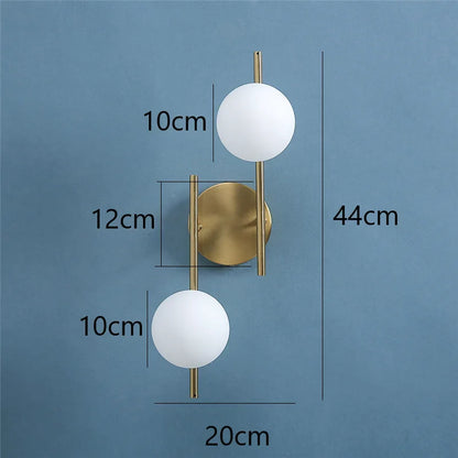 Lámpara de Pared Astra | Diseño Moderno Doble Globo en Oro