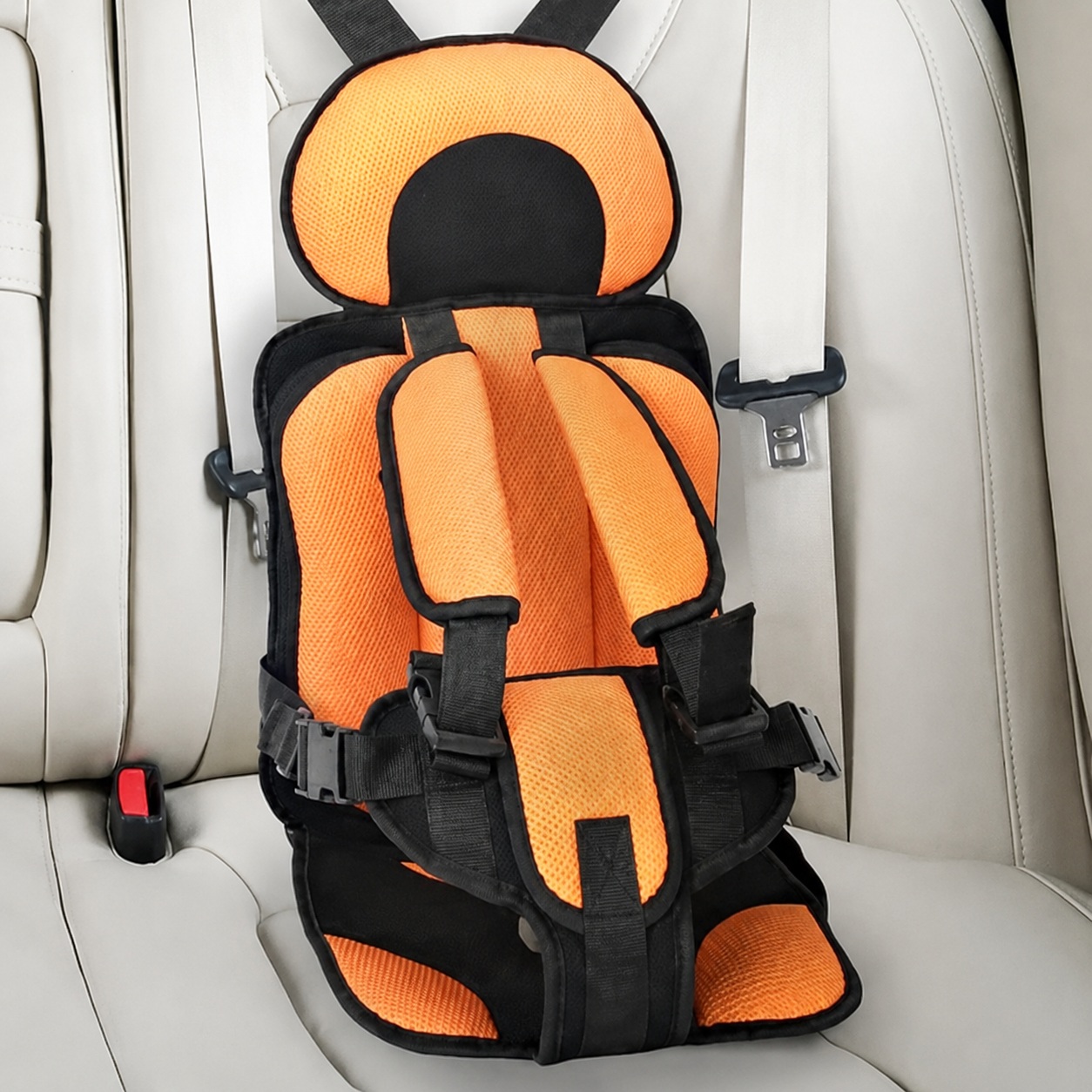 Asiento de coche de viaje con arnés de seguridad de 5 puntos acolchado y portátil