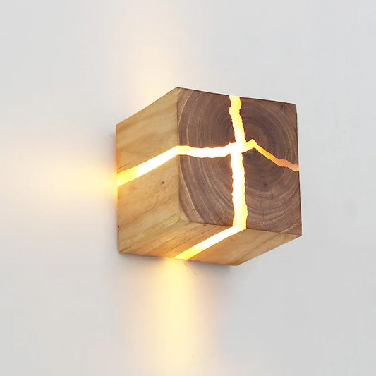 Luz de Pared WoodAura | Diseño de Resina y Madera Maciza Tallada a Mano