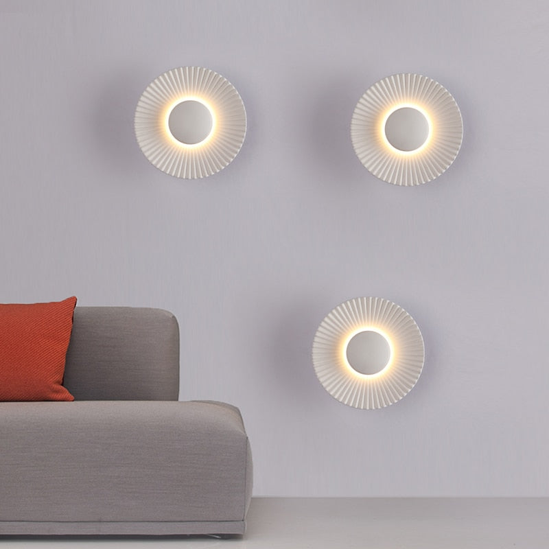Lámpara de Pared Hasna SunRay | Diseño Solar Metálico Moderno