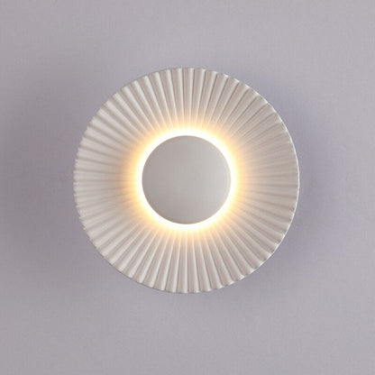Lámpara de Pared Hasna SunRay | Diseño Solar Metálico Moderno