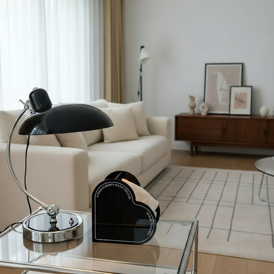 Lámpara de mesa ScandiArc | Diseño curvo de metal inspirado en Bauhaus